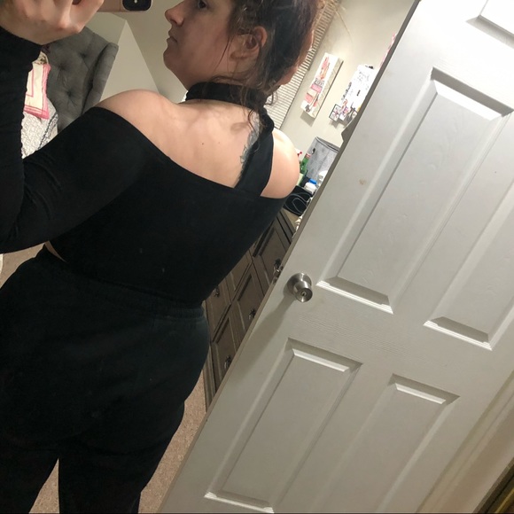 Express crop top - Picture 3 of 3